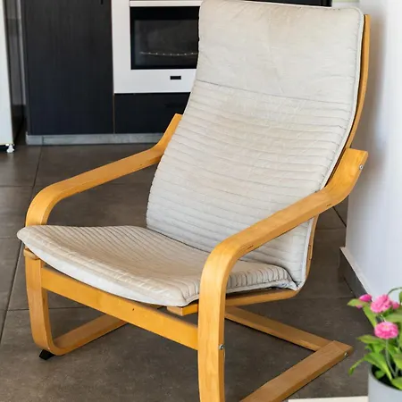 Апартаменты Blu Mackenzie 1 Bdr Flat With Pool Ларнака