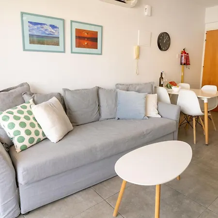 Blu Mackenzie 1 Bdr Flat With Pool Apartment Larnaka
